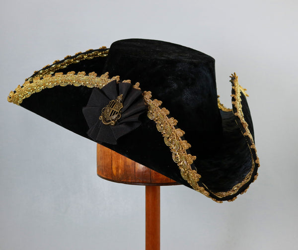 Tricorn - Black / Gold Trim / Cockade / Bronze Crest