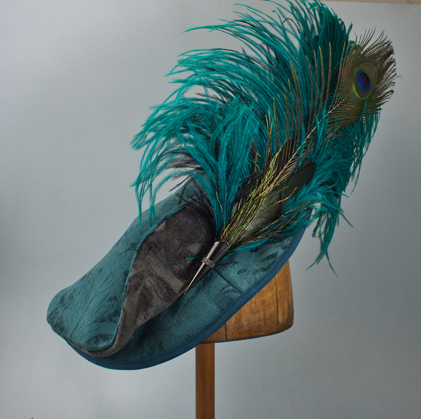 Long Fancy Feather Hat Pin - Peacock Teal Black - Tall Toad