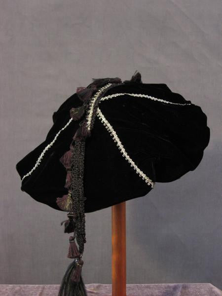 Tasseled Beret - Black / Silver - Tall Toad