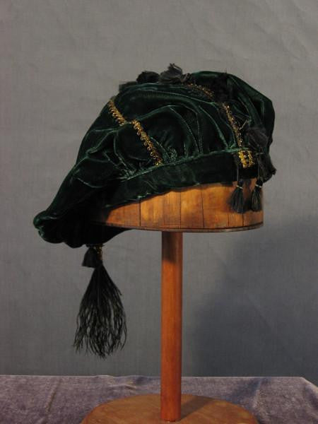 Tasseled Beret - Green / Gold - Tall Toad