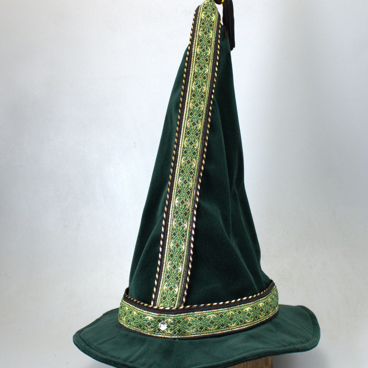 green_gold_velveteen_wizard_12  display picture 1