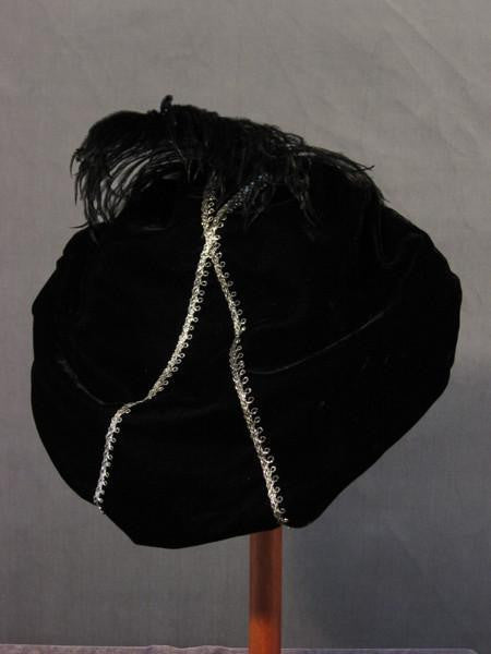 Feathered Beret - Black / Silver - Tall Toad