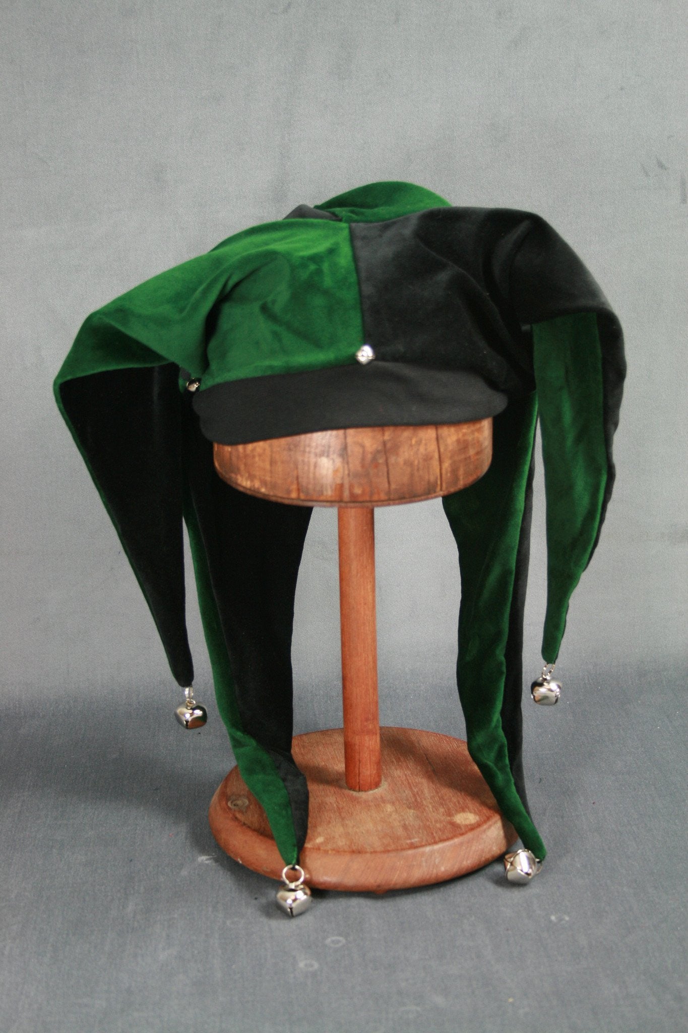 Jester Hat - Black / Green - Tall Toad