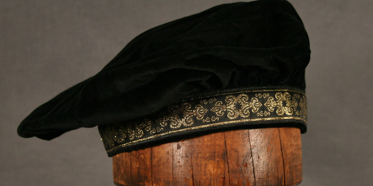 Cotton Velveteen Beret - Black / Black Gold – Tall Toad display picture 1