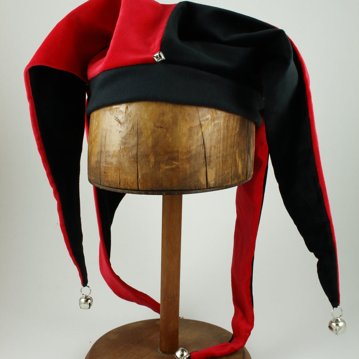 Jester Hat - Black / Red – Tall Toad